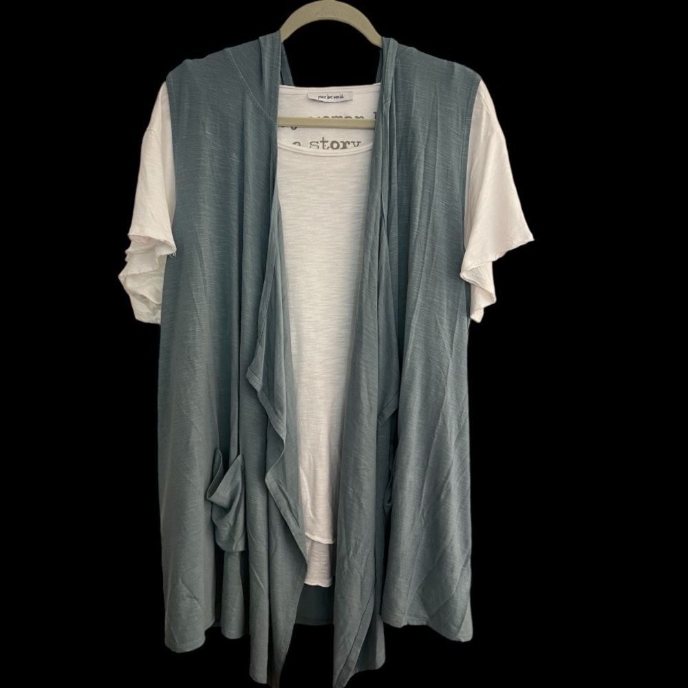 NWOT LOGO By Lori Goldstein Knit Vest With Hood. Color is light green Size 1X